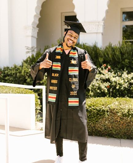 Купить диплом об окончании университета быстро и надежно